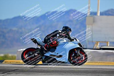 media/Mar-25-2024-Moto Forza (Mon) [[8d4319bd68]]/4-Novice Group/Session 2 (Turn 9 Side)/